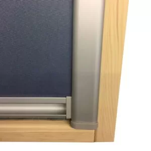 Roleta opaca albastra