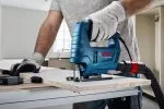 Fierastrau vertical GST 680, 500 W • Bosch
